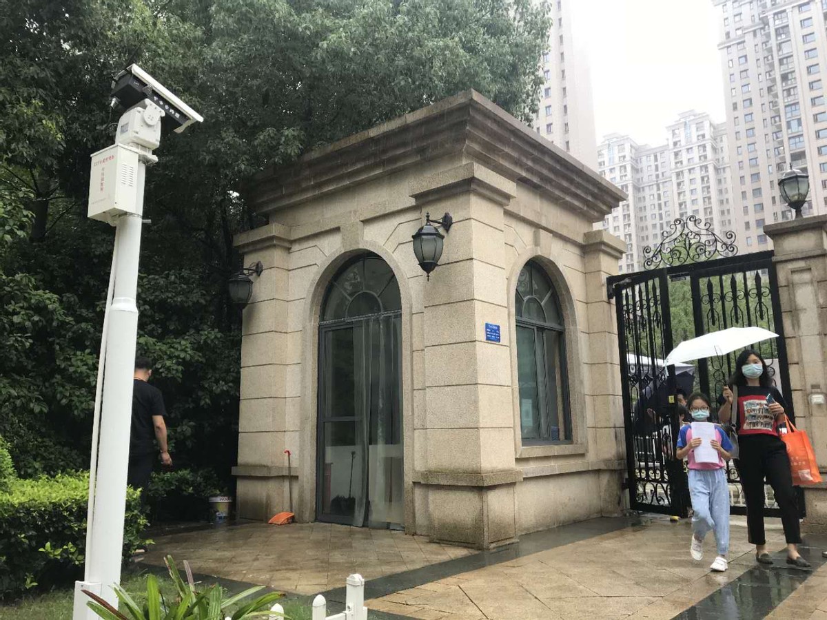 武漢封城2周年 | 深蘭科技貓頭鷹助力抗疫,累計服務超1億人次